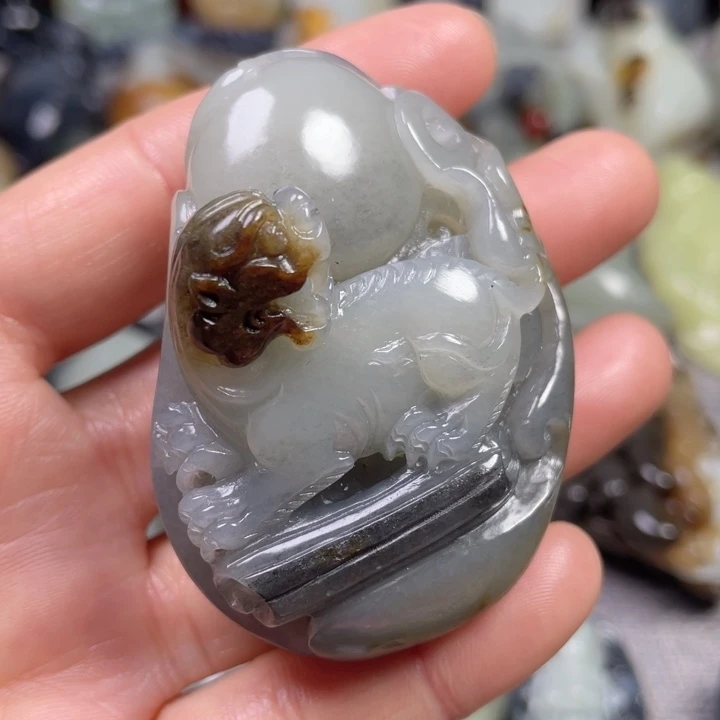 和田玉未镶嵌挂件