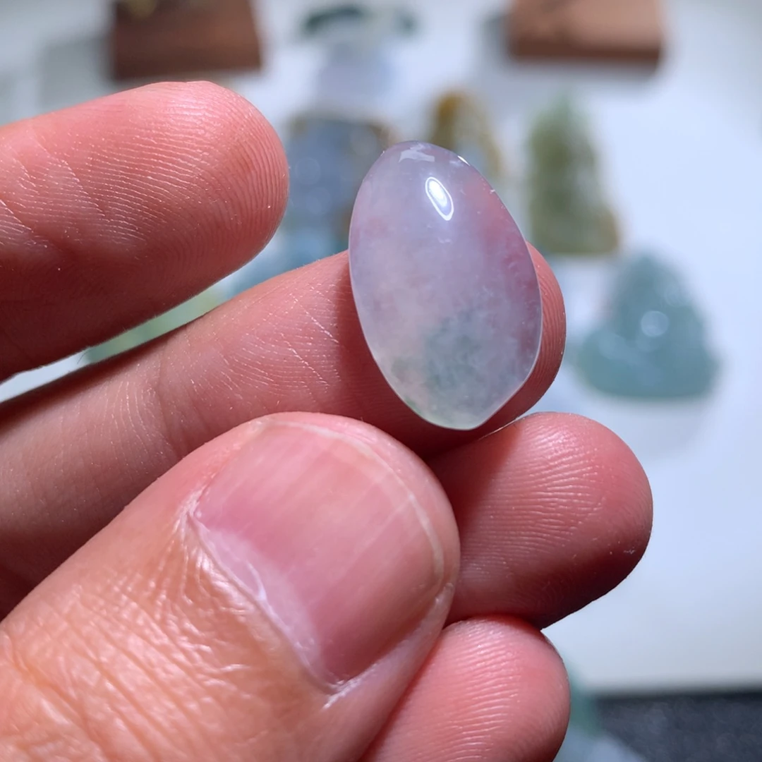 定制翡翠未镶嵌挂件