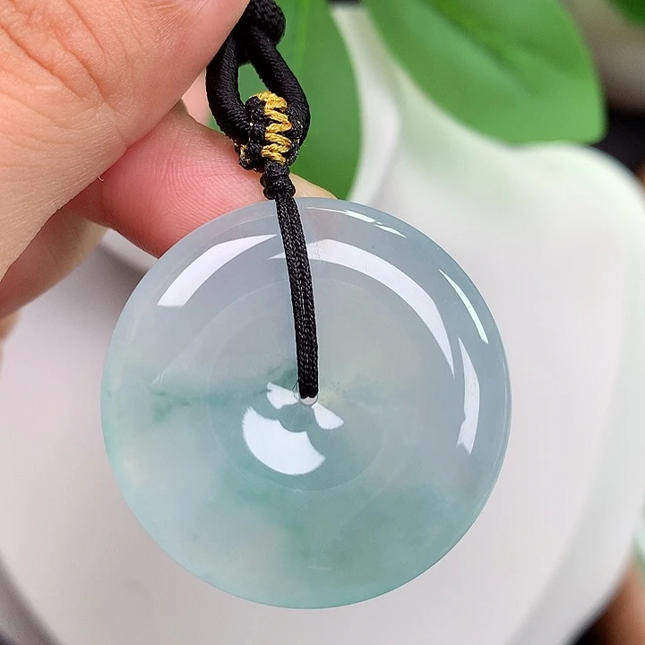 翡翠未镶嵌颈饰平安扣 35x6.1mm