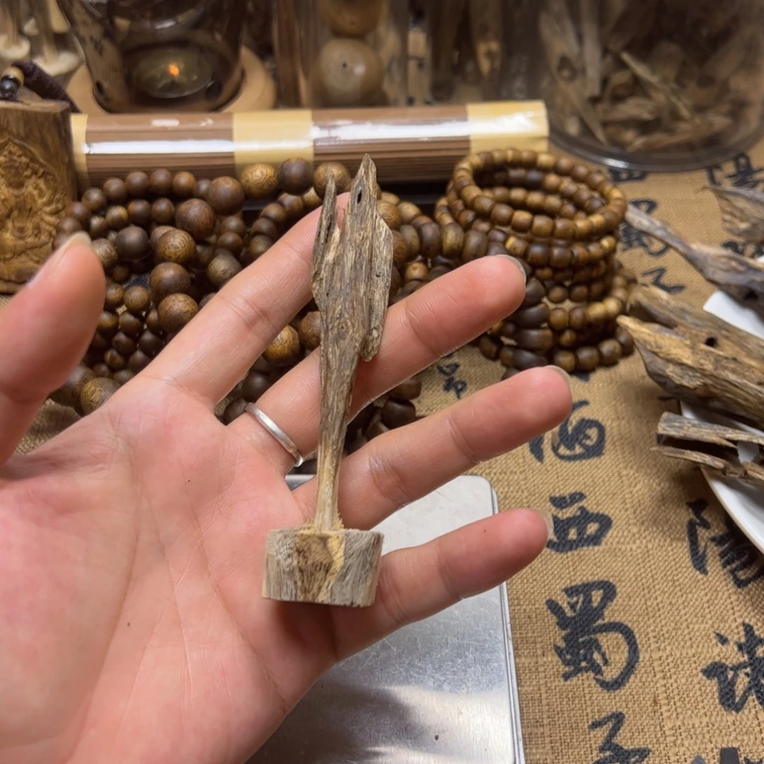 沉香碎屑沉香小件7克+