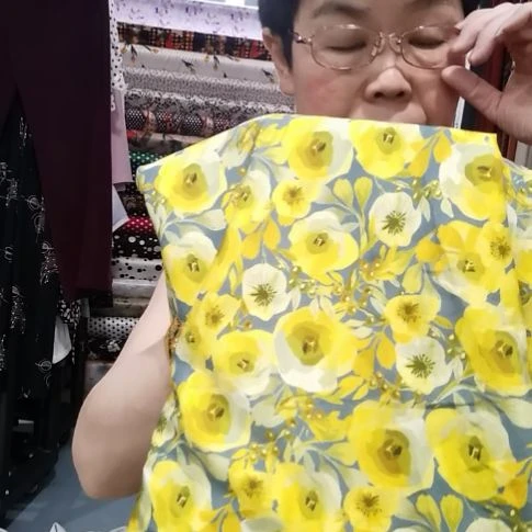 彩云缎布料黄色花2米