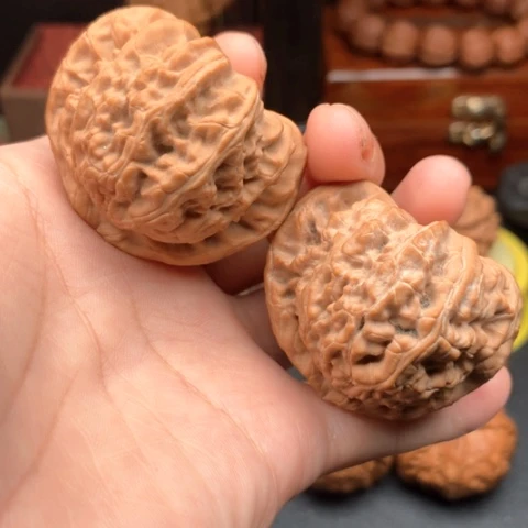 吊坠文玩核桃白狮子