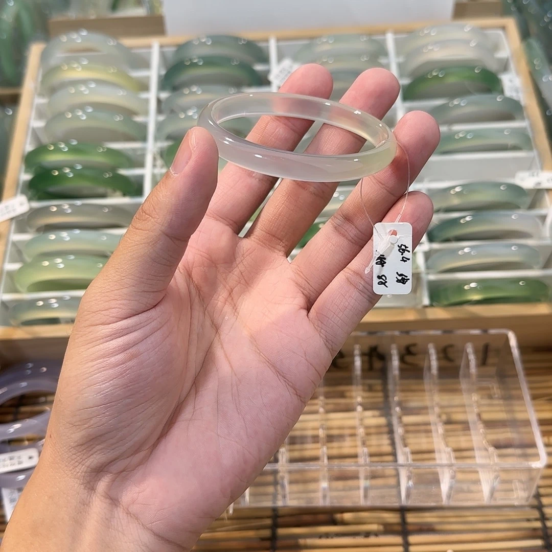 玛瑙/玉髓未镶嵌手镯圈口56.4