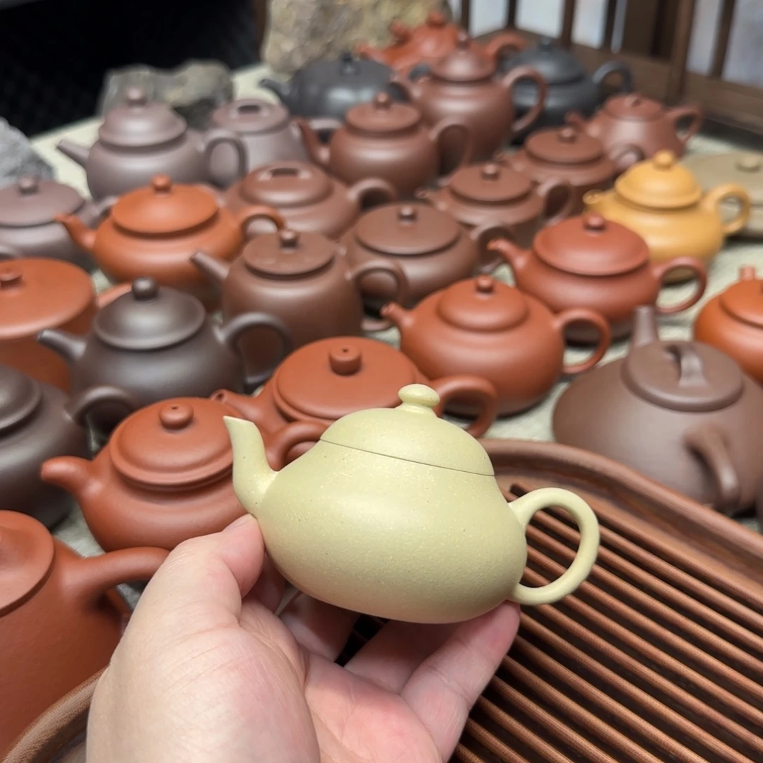 牛***牛茶壶紫砂墨绿泥矮梨壶微瑕