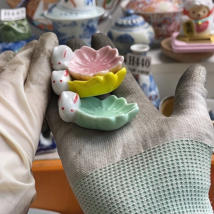 瓷片正***者哈哈哈我是个好