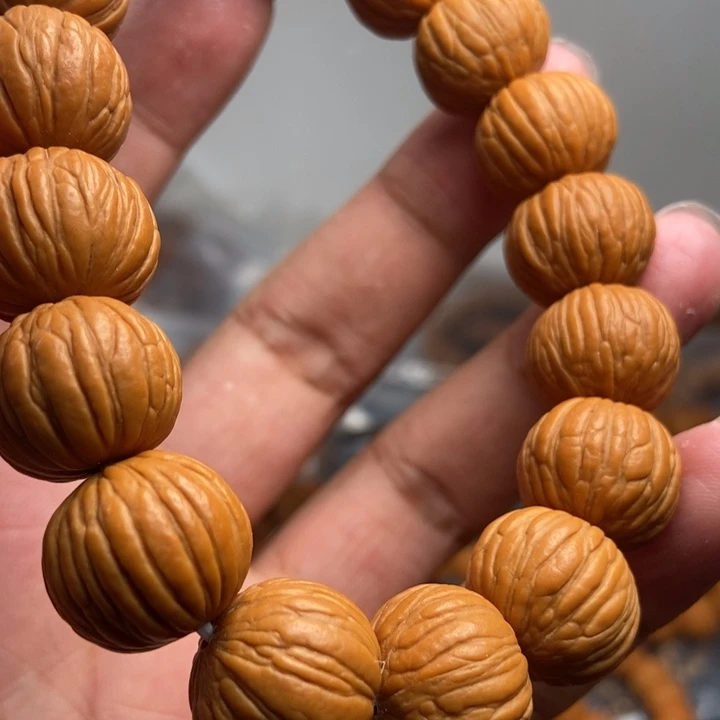 猴头核桃吊坠文玩手串