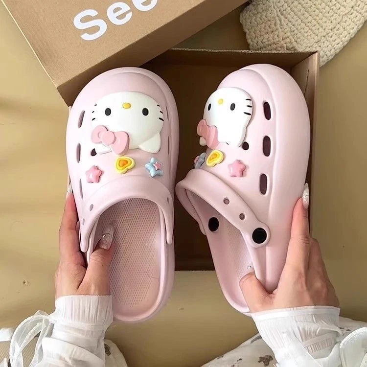 2025年夏季新款厚底外穿可爱卡通洞洞鞋女增高防滑两穿包头凉拖鞋