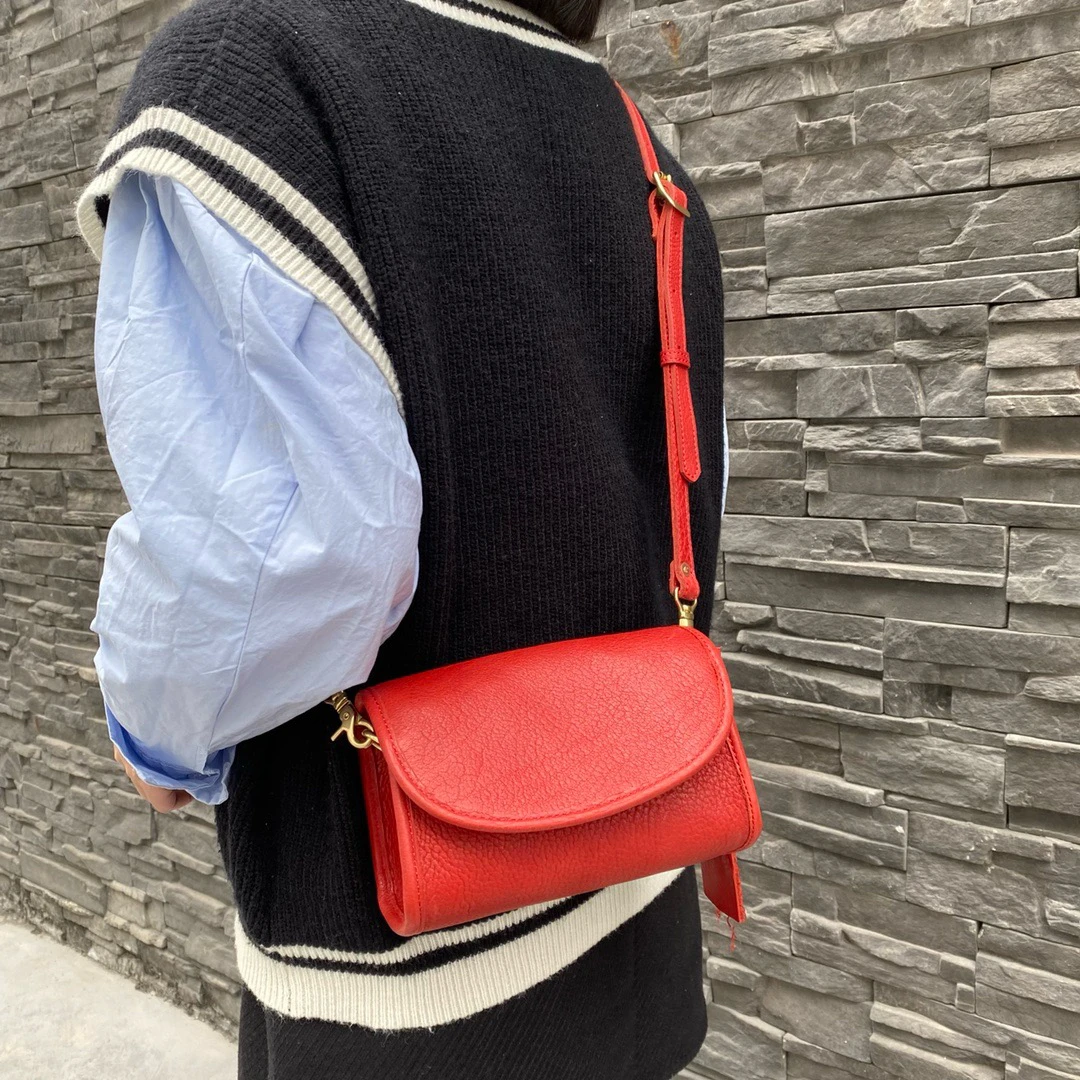 【包尚时代】女士单肩斜跨包时尚休闲百搭黑色棕色简约潮流包76911