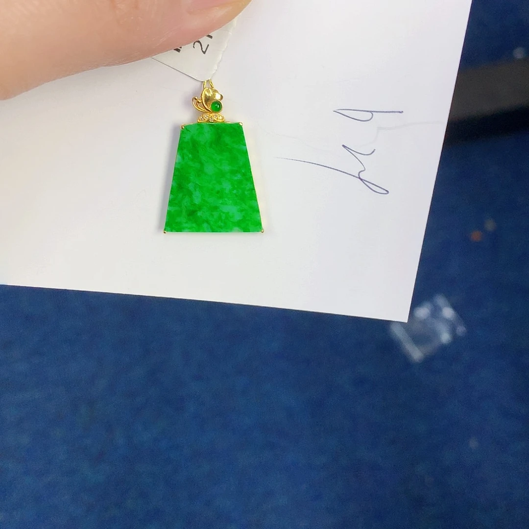 【闪购商品】翡翠18K金镶嵌颈饰00000000