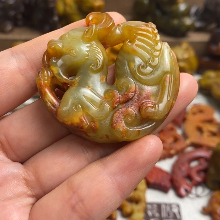 蛇纹石玉未镶嵌颈饰112