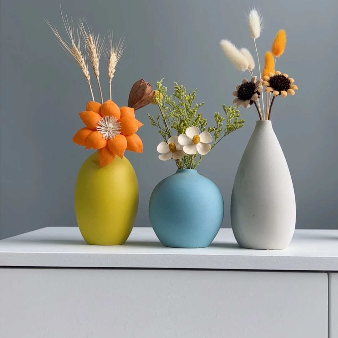 摆件陶瓷小花瓶摆件含花总高约20-30cm