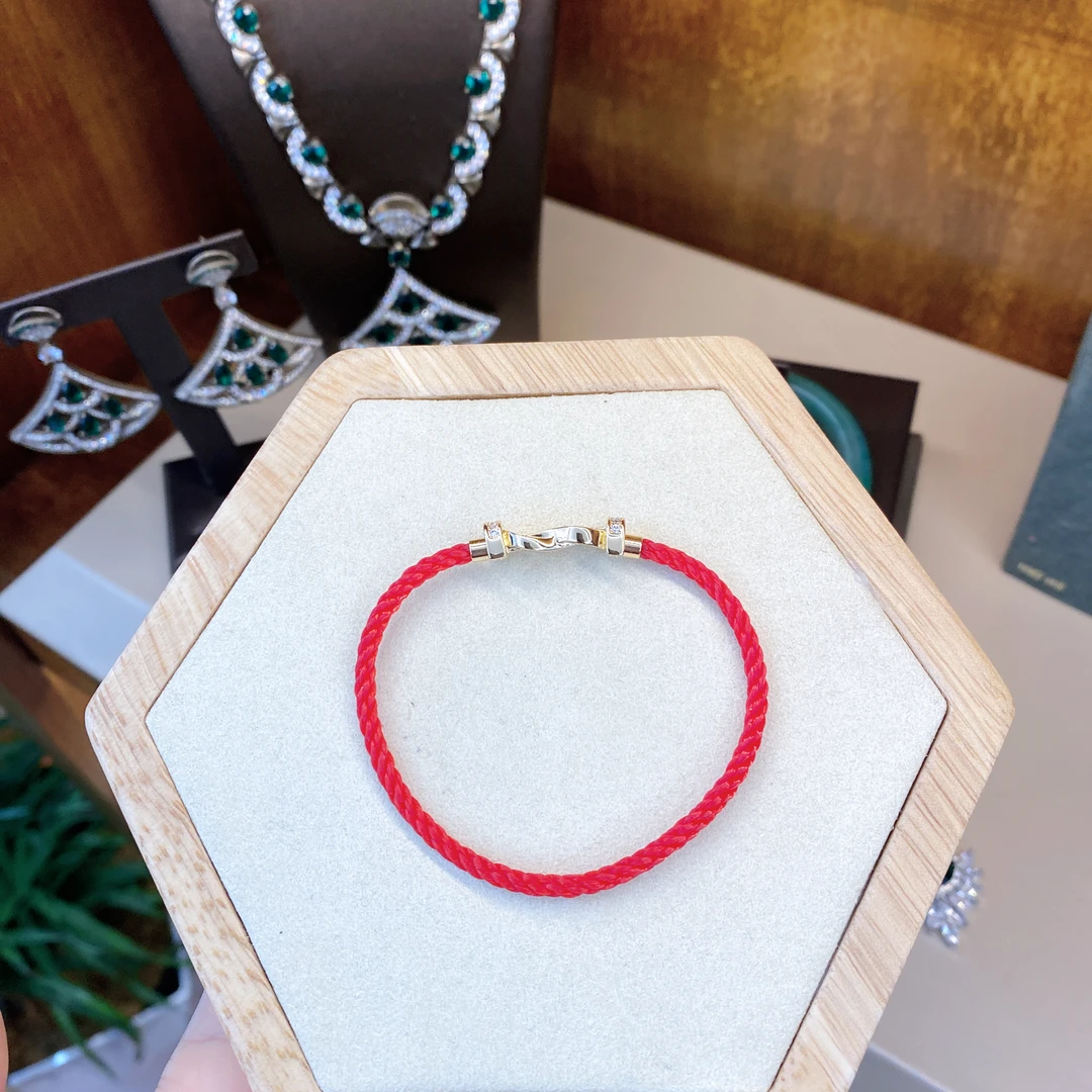 坠链均925银合成锆石 定制黑标K吉祥红马蹄气质手链dois12