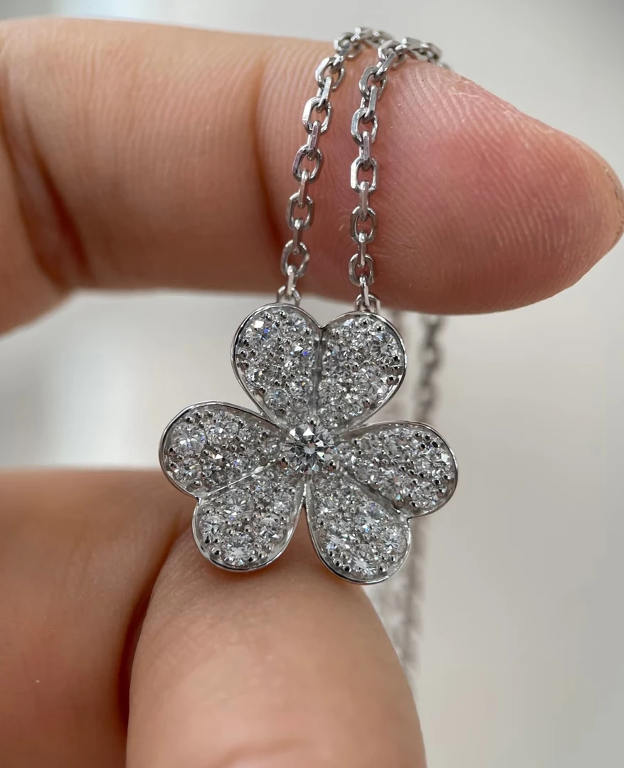 实验室培育钻石三叶草满钻项链铂金Pt950吊坠镶培育钻石锁骨链