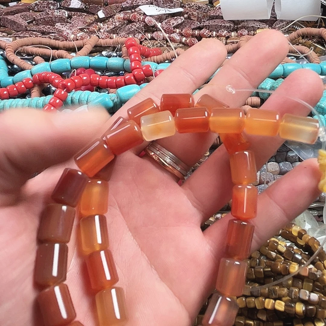 玛瑙/玉髓合金珠宝半成品A782，天然红玛瑙桶珠一条10*12mm