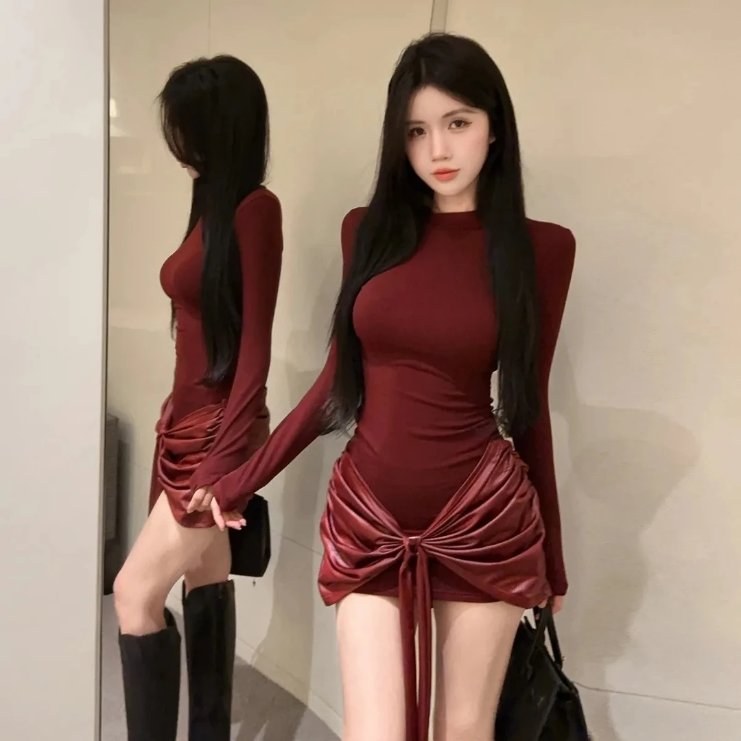 2025秋冬打底连衣裙性感褶皱圆领长袖包臀裙辣妹紧身收腰绑带短裙
