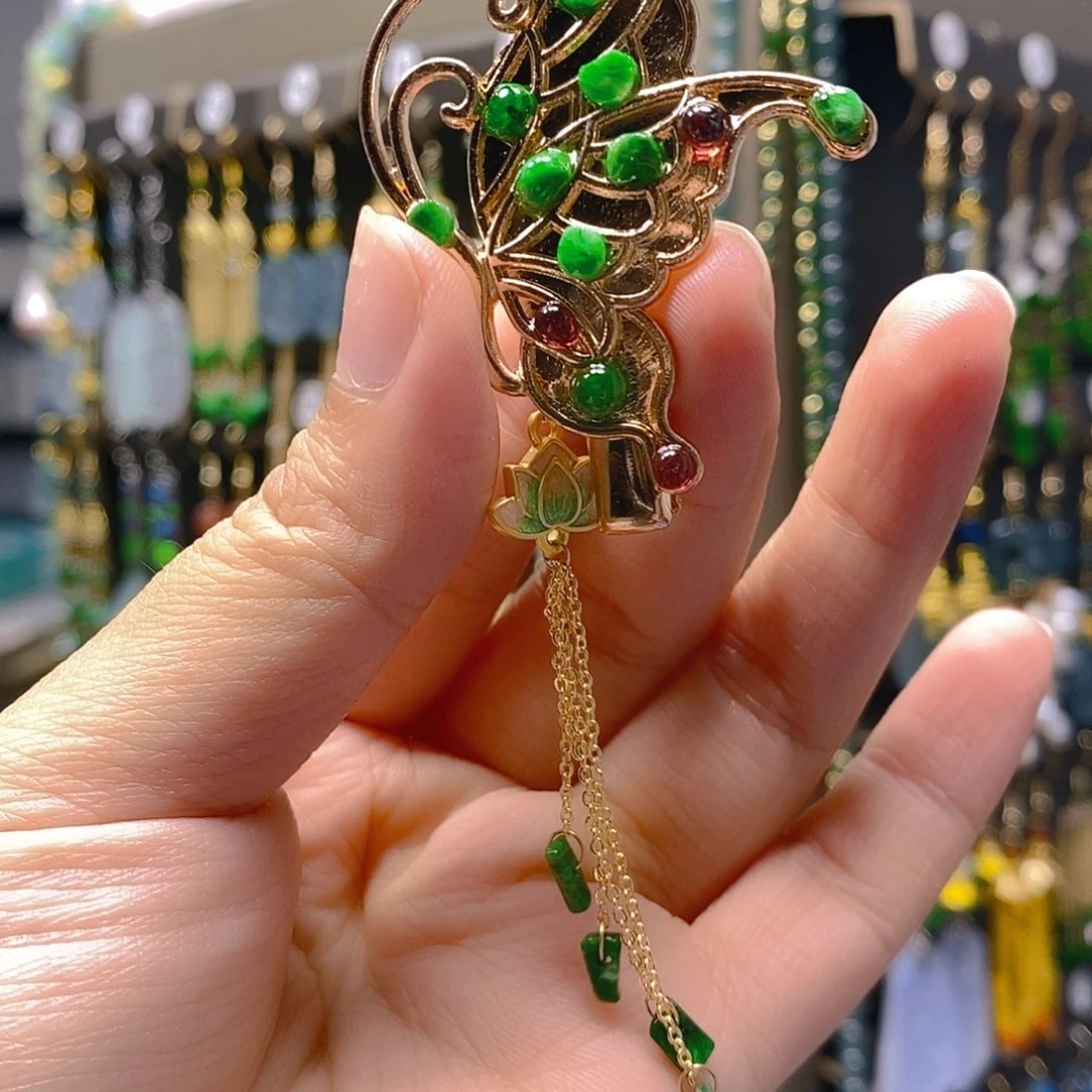 未镶嵌翡翠耳饰翡翠