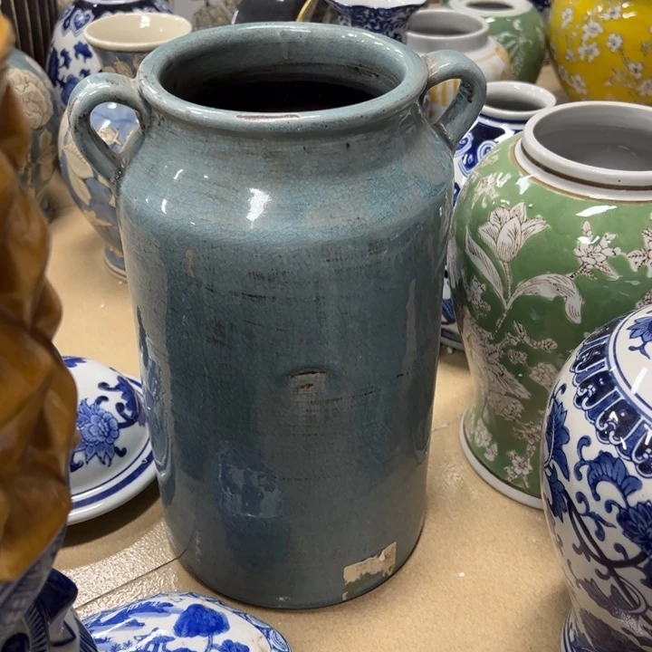 微瑕陶瓶。。。。。。。。。