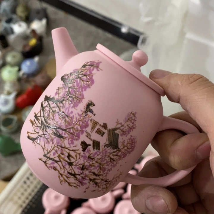 陶瓷艺术品及陶瓷制品
