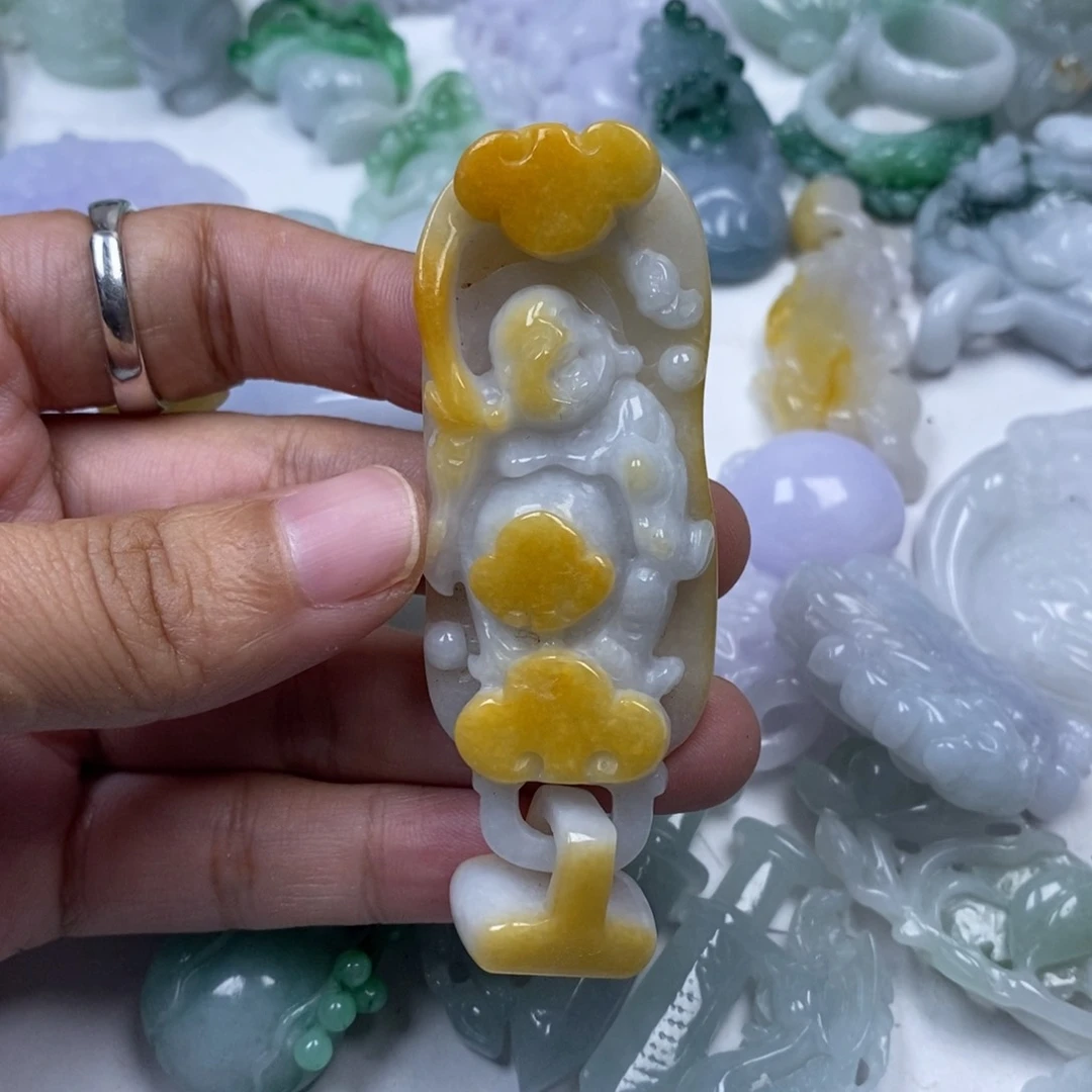 颈饰未镶嵌翡翠朱*其翡翠