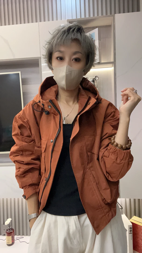 纯色连帽拉链设计师休闲女抽绳短外套春秋季厚款