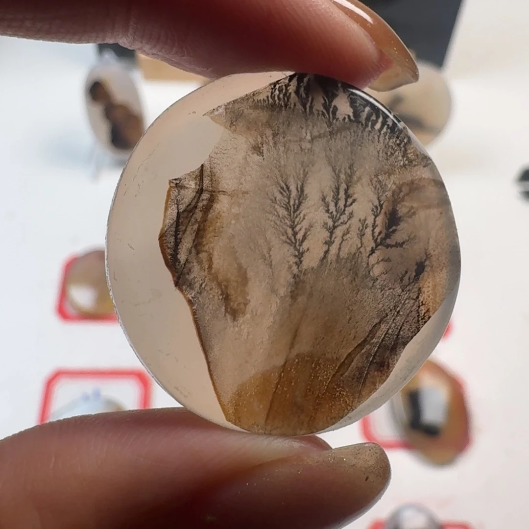 未镶嵌颈饰玛瑙/玉髓