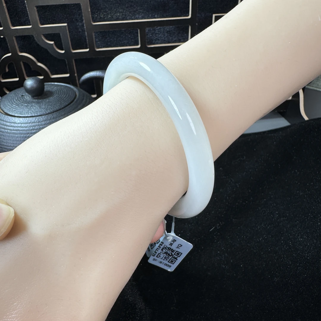 【大足石刻】天然和田玉藕粉气质玉镯  带证书礼盒（多样性发货）