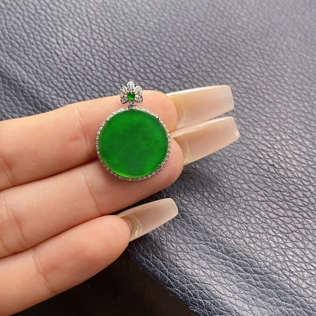 翡翠18K金镶嵌颈饰花*语翡翠