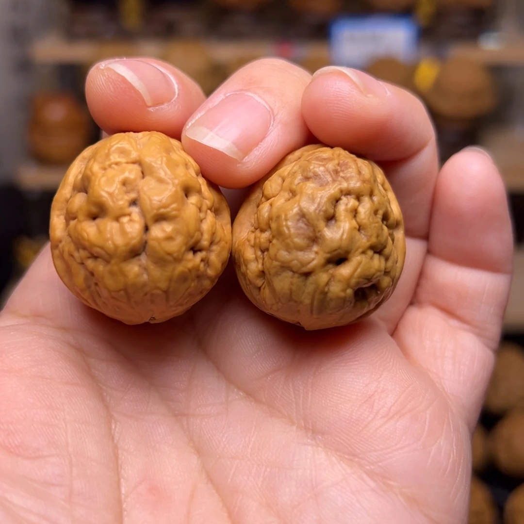 文玩核桃把件4w小脑花29尺