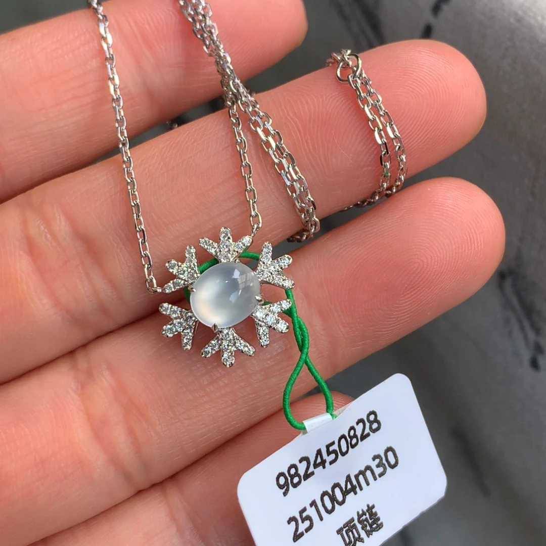 翡翠未镶嵌颈饰白蛋项链【买断价2850】