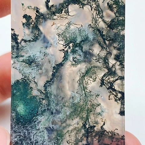 玛瑙/玉髓颈饰未镶嵌皓**辉