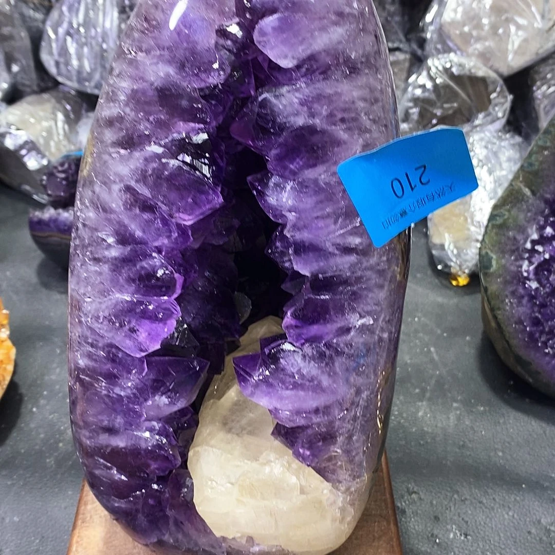 水晶大型摆件（非配饰）未镶嵌