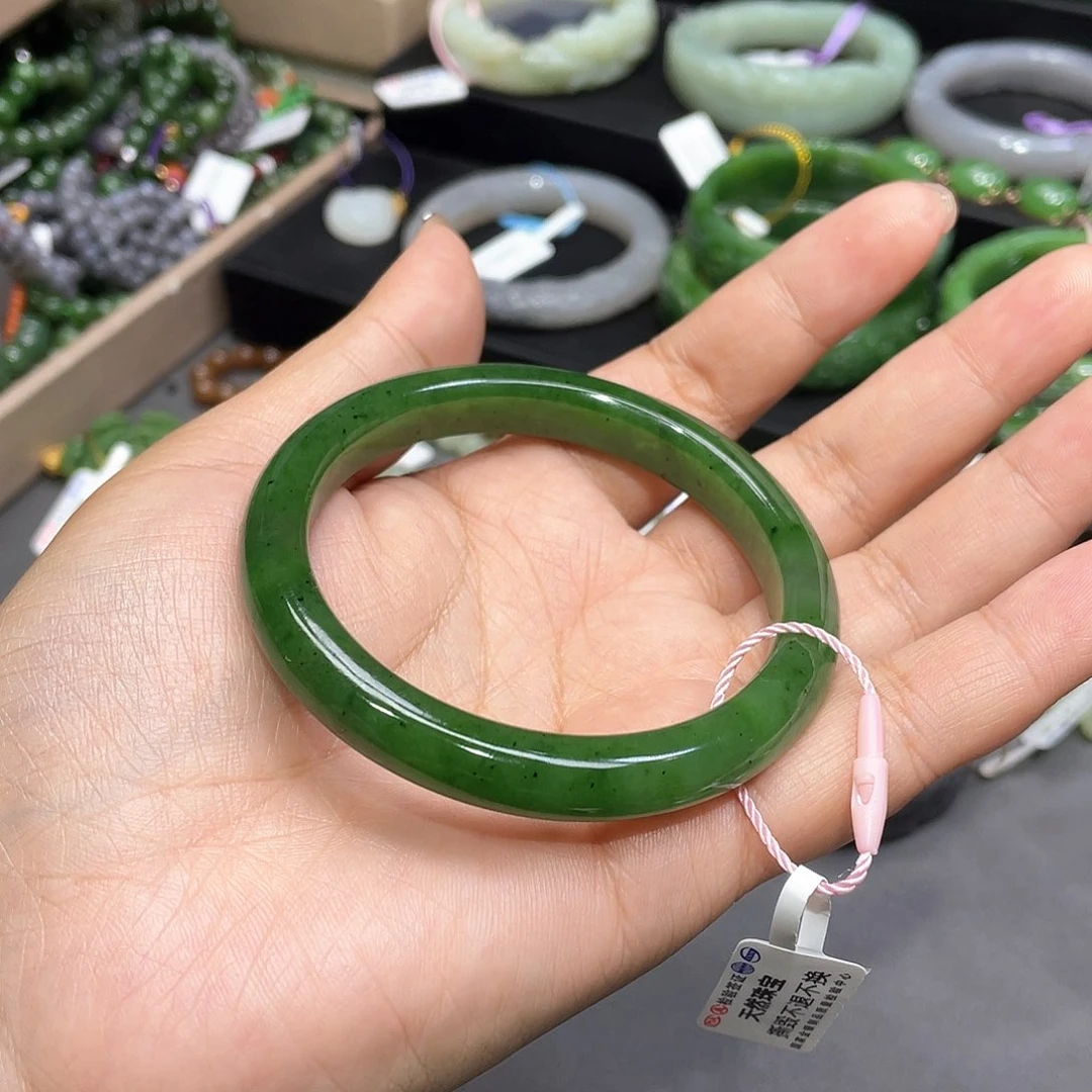 和田玉手镯59圈口80未镶嵌