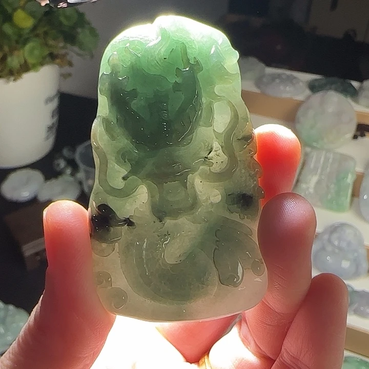 翡翠未镶嵌颈饰翡翠