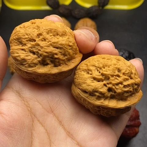 文玩核桃把件41尺金蟾王