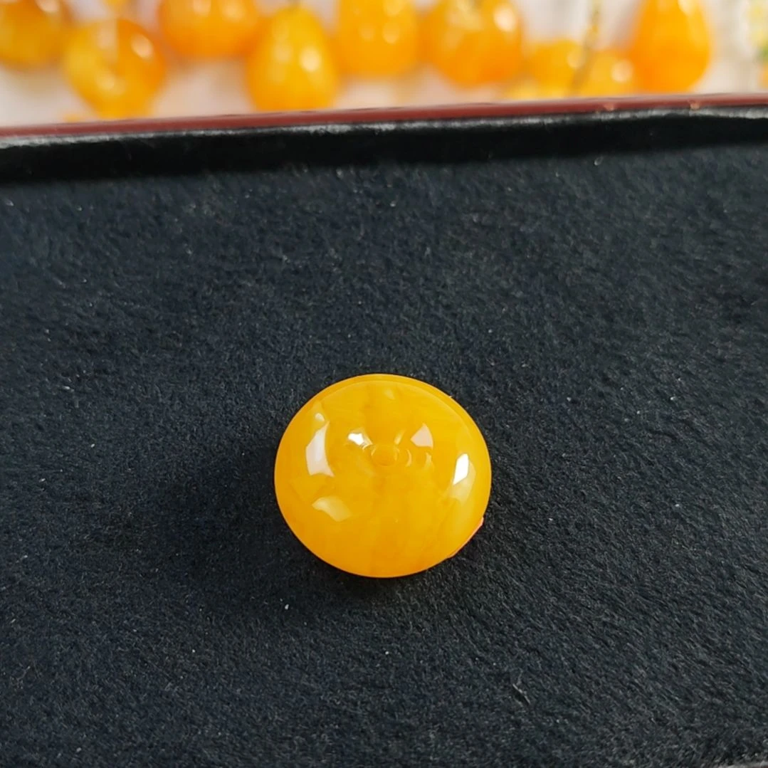 蜜蜡吊坠(赠链)未镶嵌