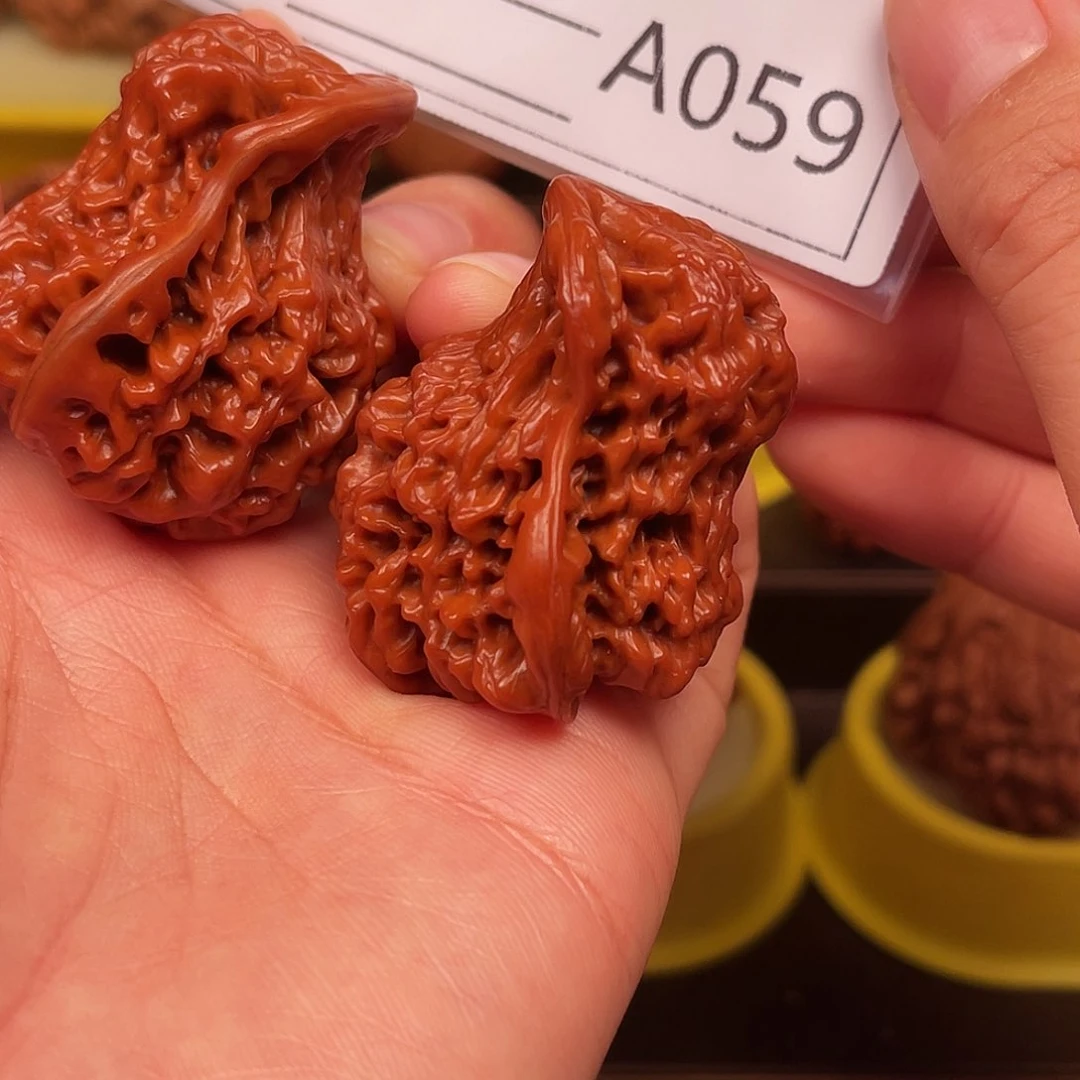 搏***练文玩核桃吊坠企鹅