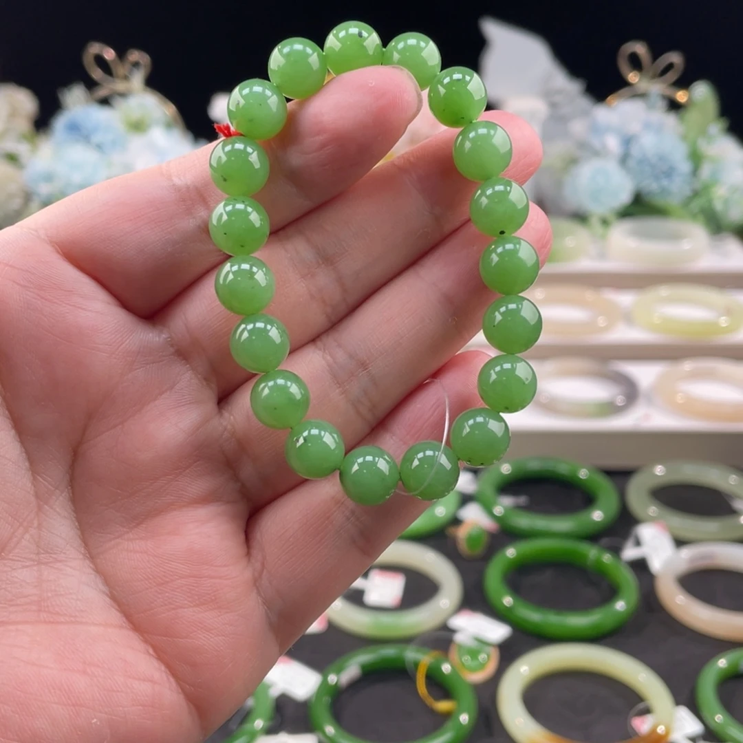 未镶嵌手链和田玉乌兰海苹果绿