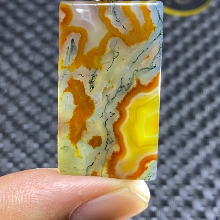 湘***绮玛瑙/玉髓未镶嵌玛瑙