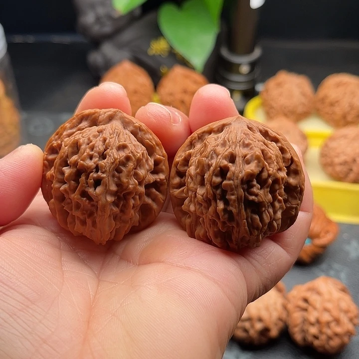 文玩核桃把件四座楼边41