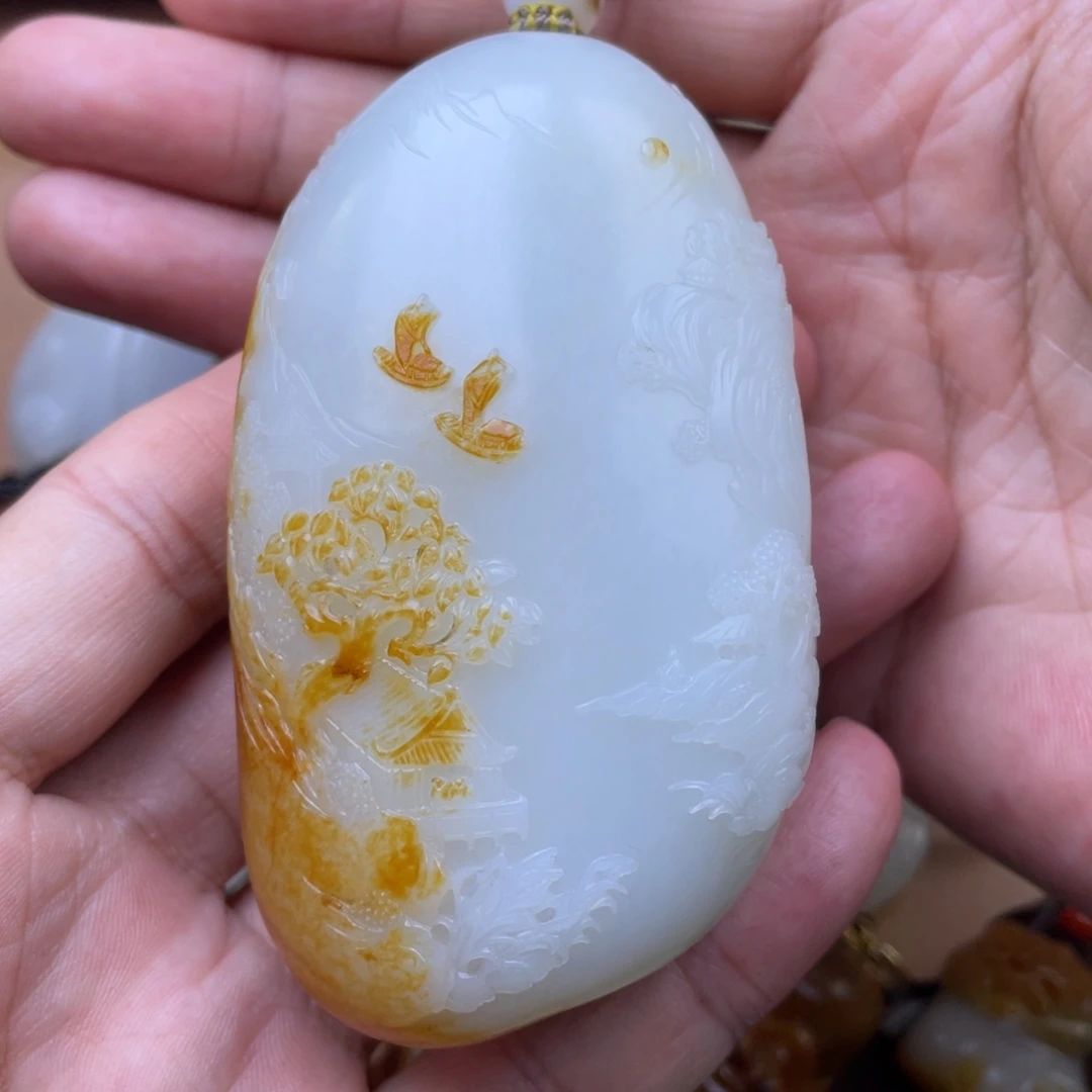 和田玉未镶嵌颈饰