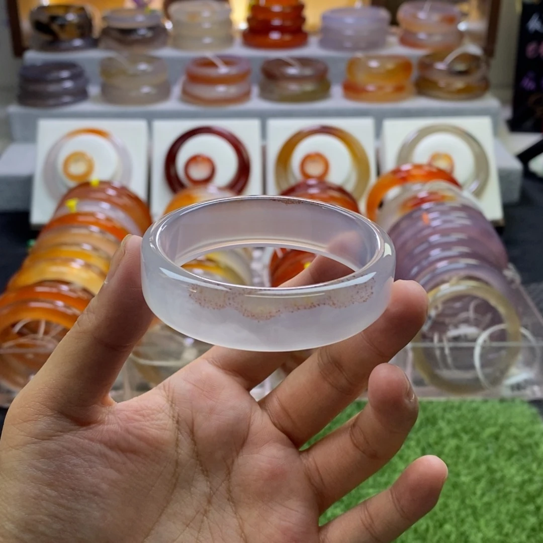 手镯玛瑙/玉髓未镶嵌