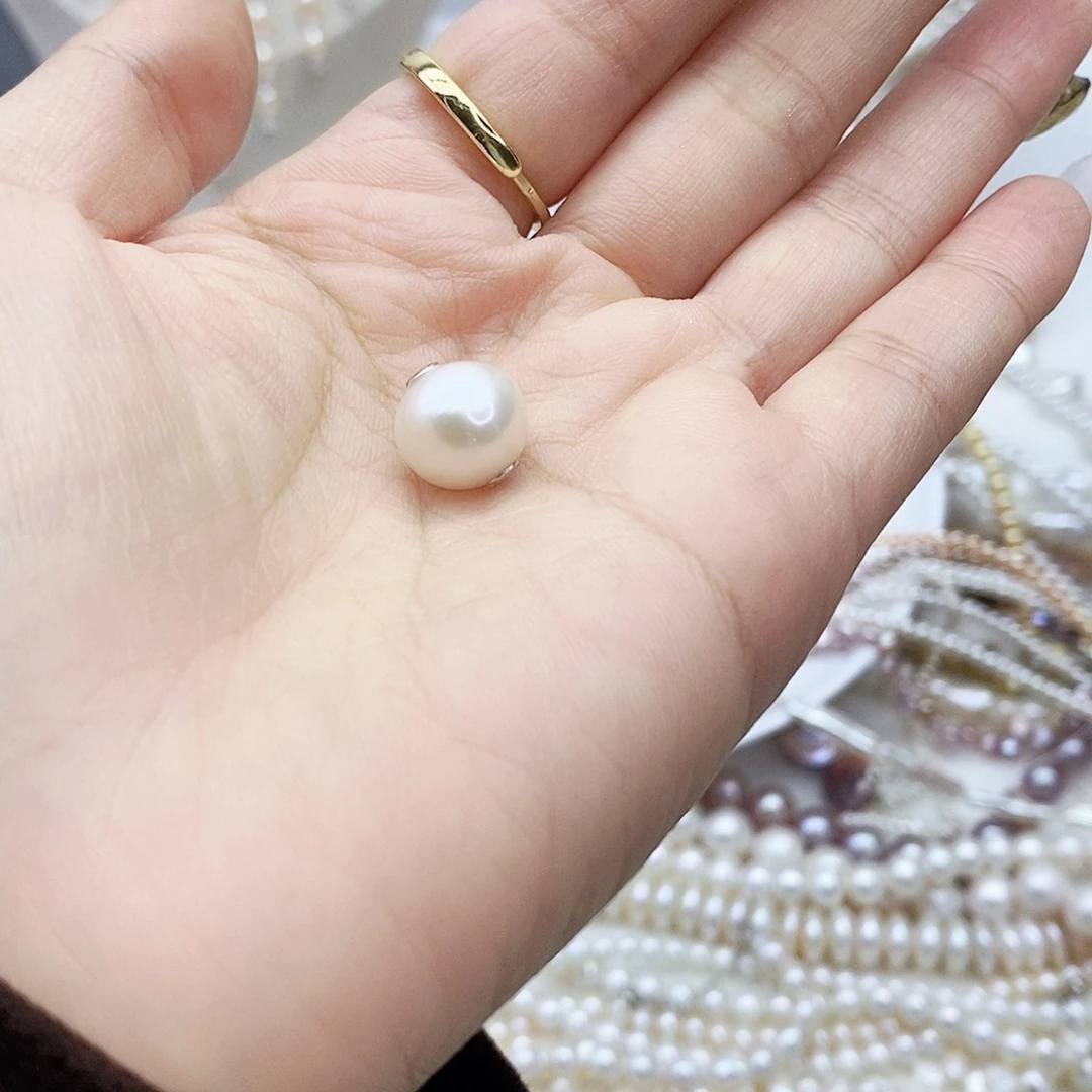 颈饰未镶嵌淡水珍珠