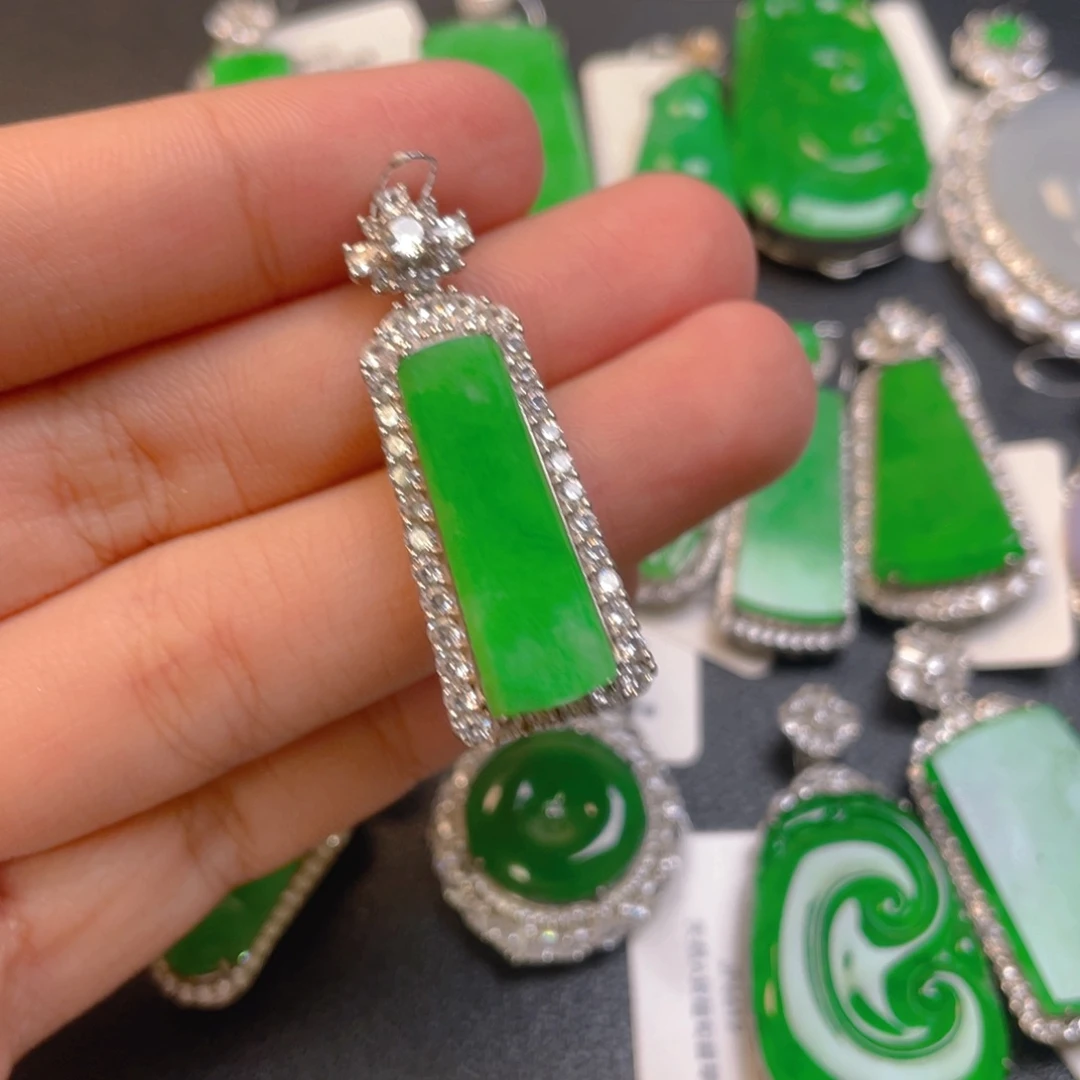 翡翠银S925镶嵌颈饰