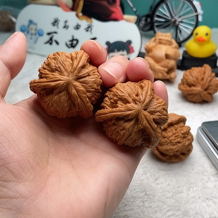 文玩核桃把件！*！三棱
