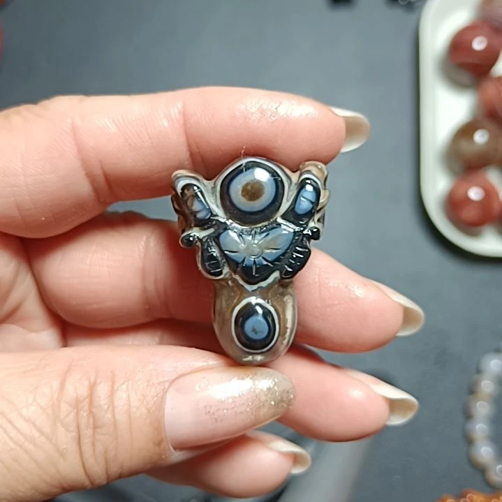 玛瑙/玉髓未镶嵌吊坠