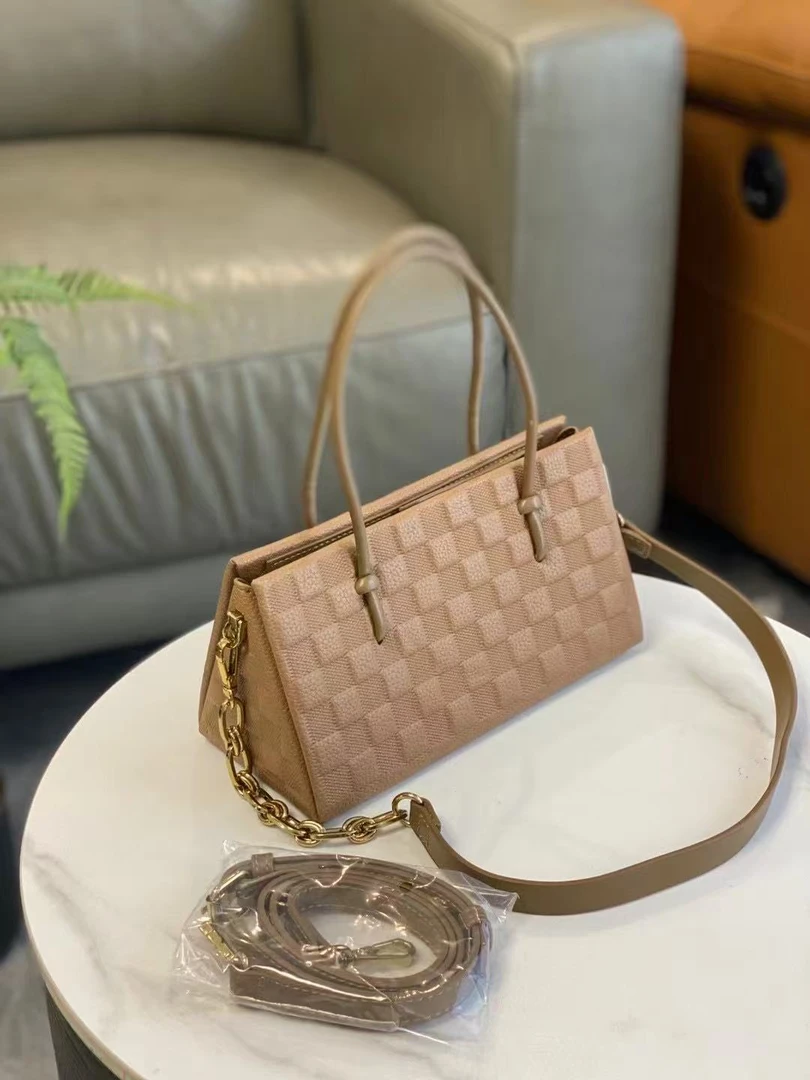 （老何专属）9014 当季新品 高品质 女士手提背包 挎包