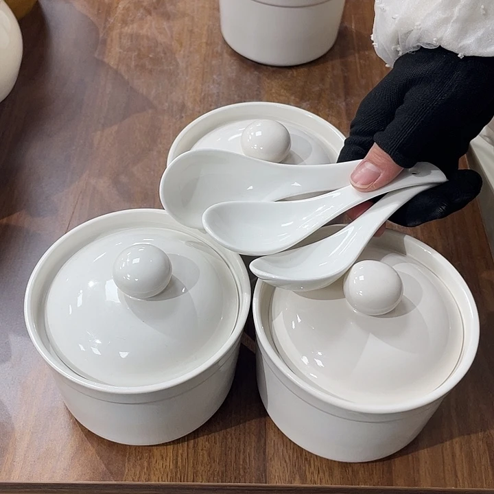 白瓷餐盘餐盘餐盘