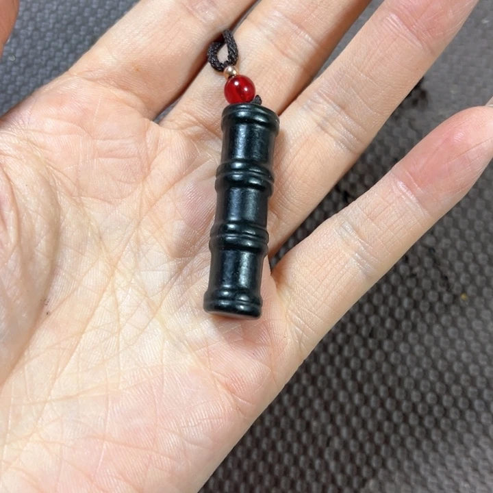 【闪购商品】和田玉未镶嵌颈饰刘*生