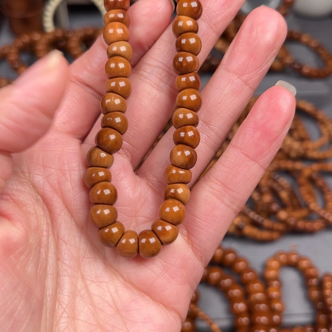 @***@果皮0.8大肠单圈手串