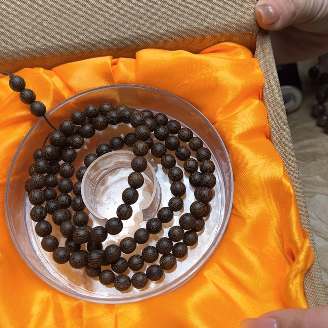 大叶紫檀（黑酸枝木类）